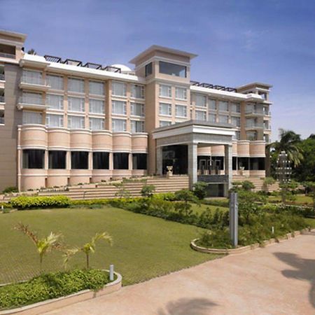 Royal Orchid Central Kireeti Hampi, Hospet Dış mekan fotoğraf
