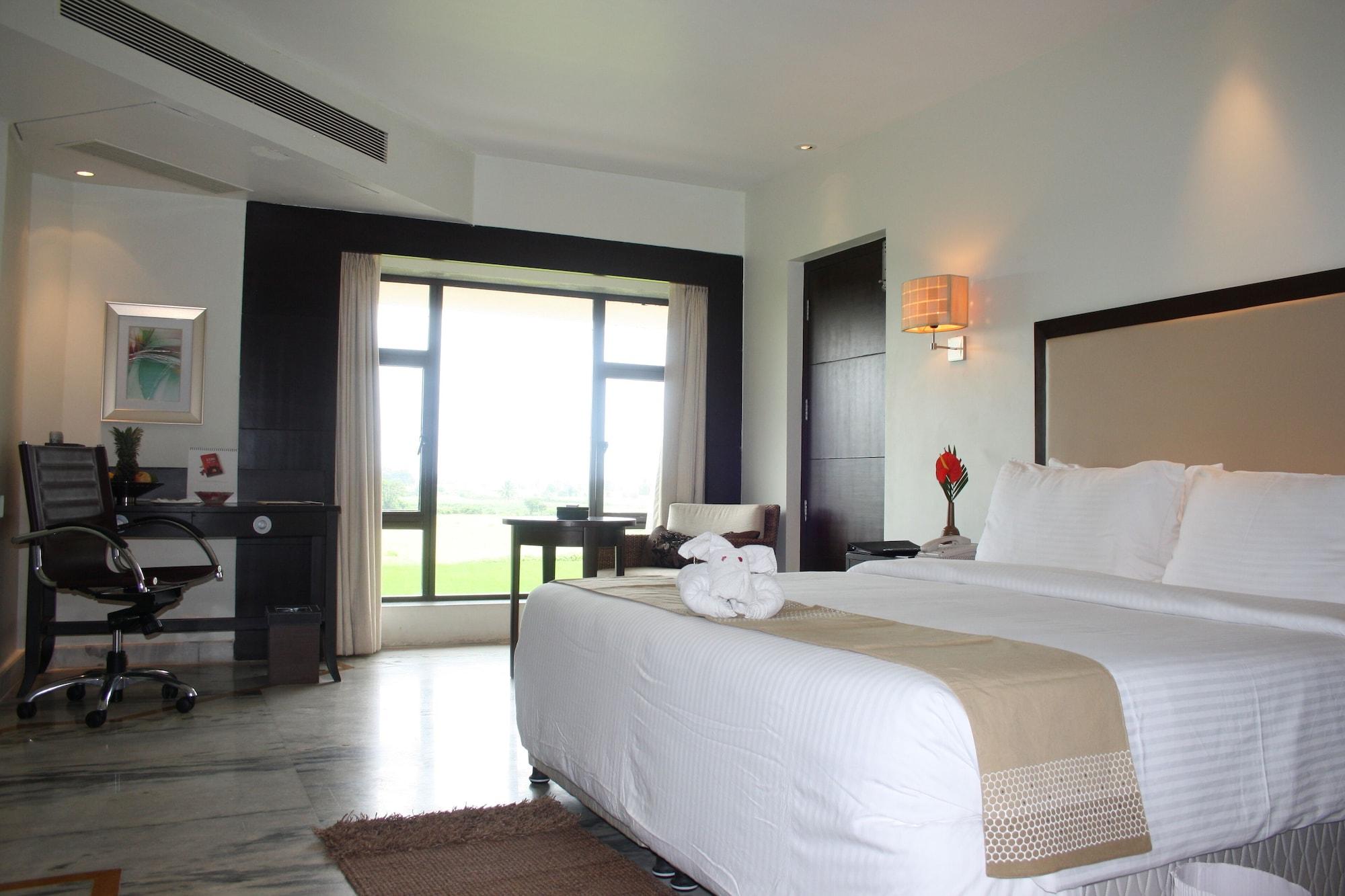 Royal Orchid Central Kireeti Hampi, Hospet Dış mekan fotoğraf