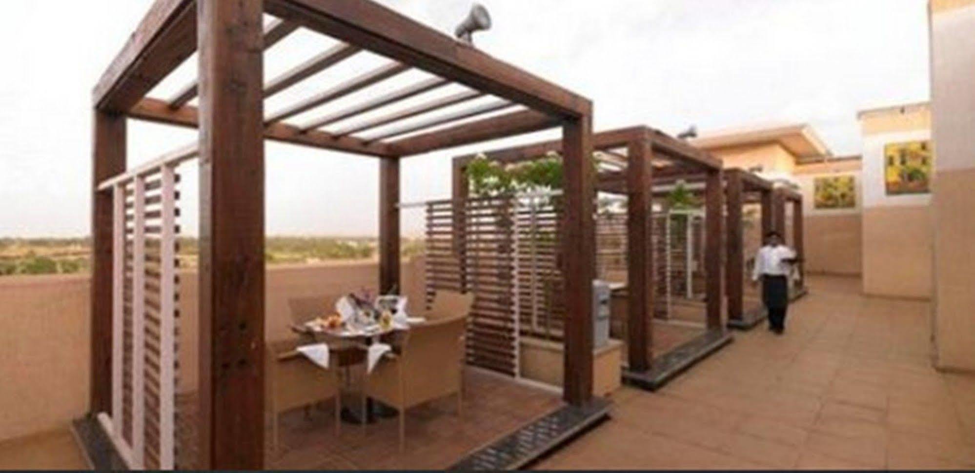 Royal Orchid Central Kireeti Hampi, Hospet Dış mekan fotoğraf