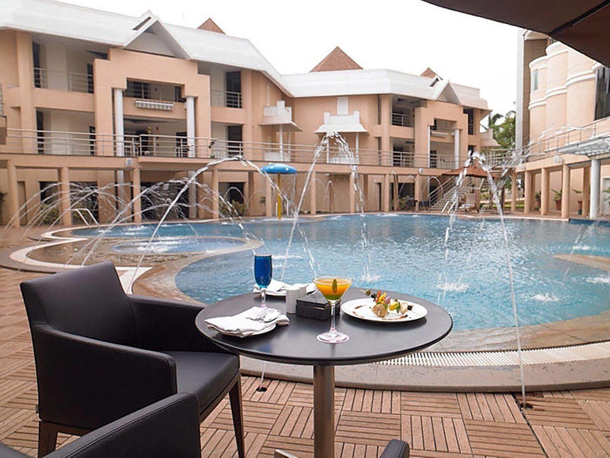 Royal Orchid Central Kireeti Hampi, Hospet Dış mekan fotoğraf